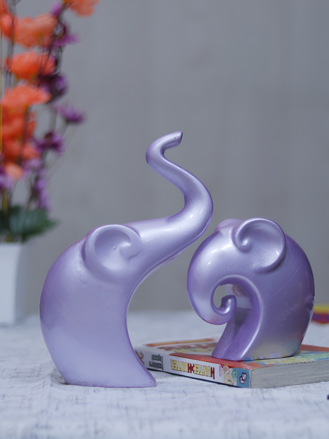 

GW CREATIONS Black Polyresin Figurine Showpiece