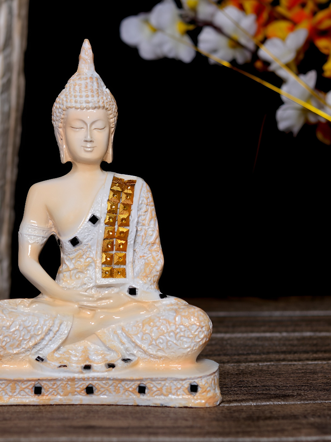 

GW CREATIONS Peach Buddha Figurine Showpiece