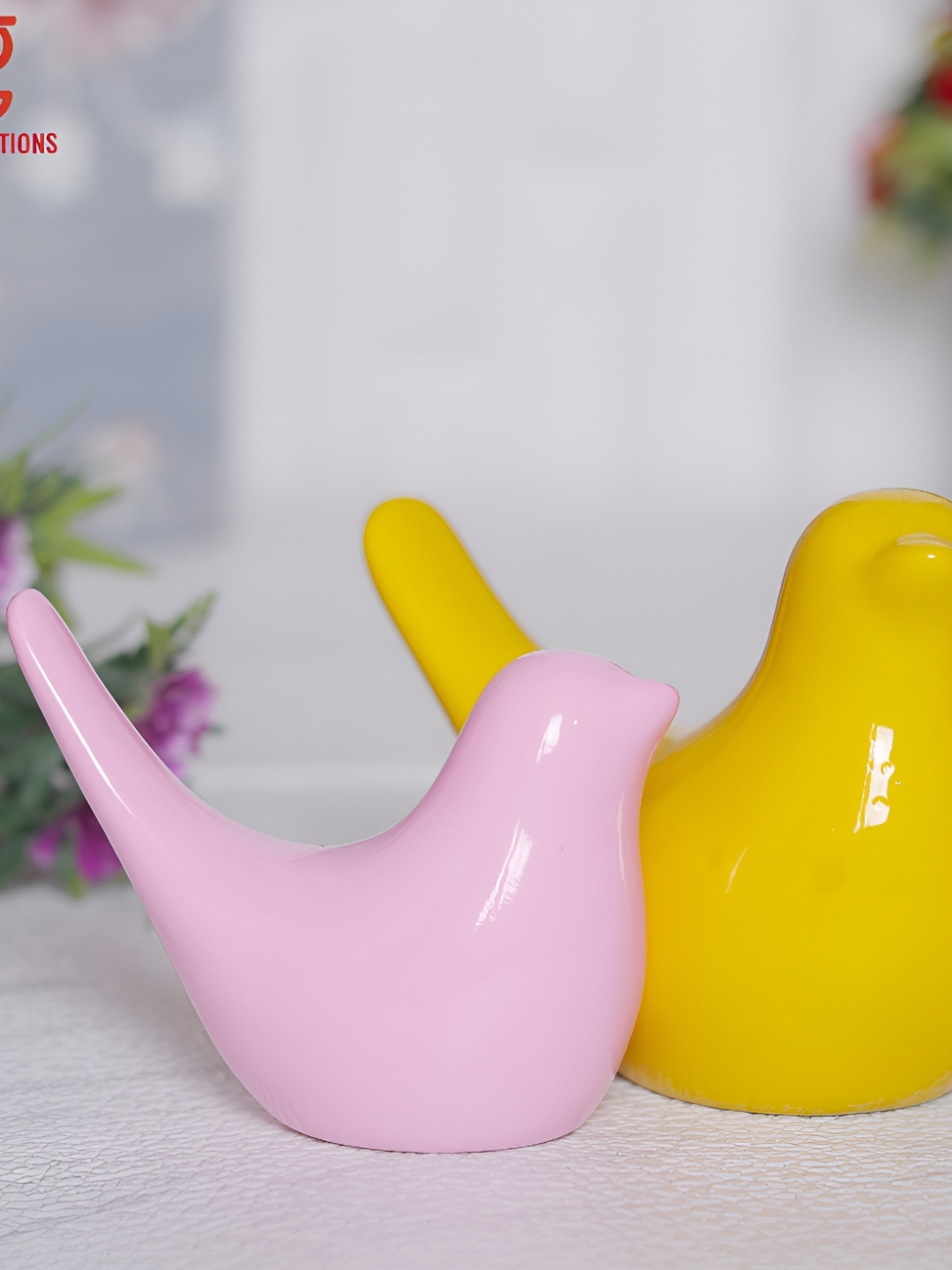 

GW CREATIONS Yellow & Pink 2 Pieces Animals Figurine Showpiece