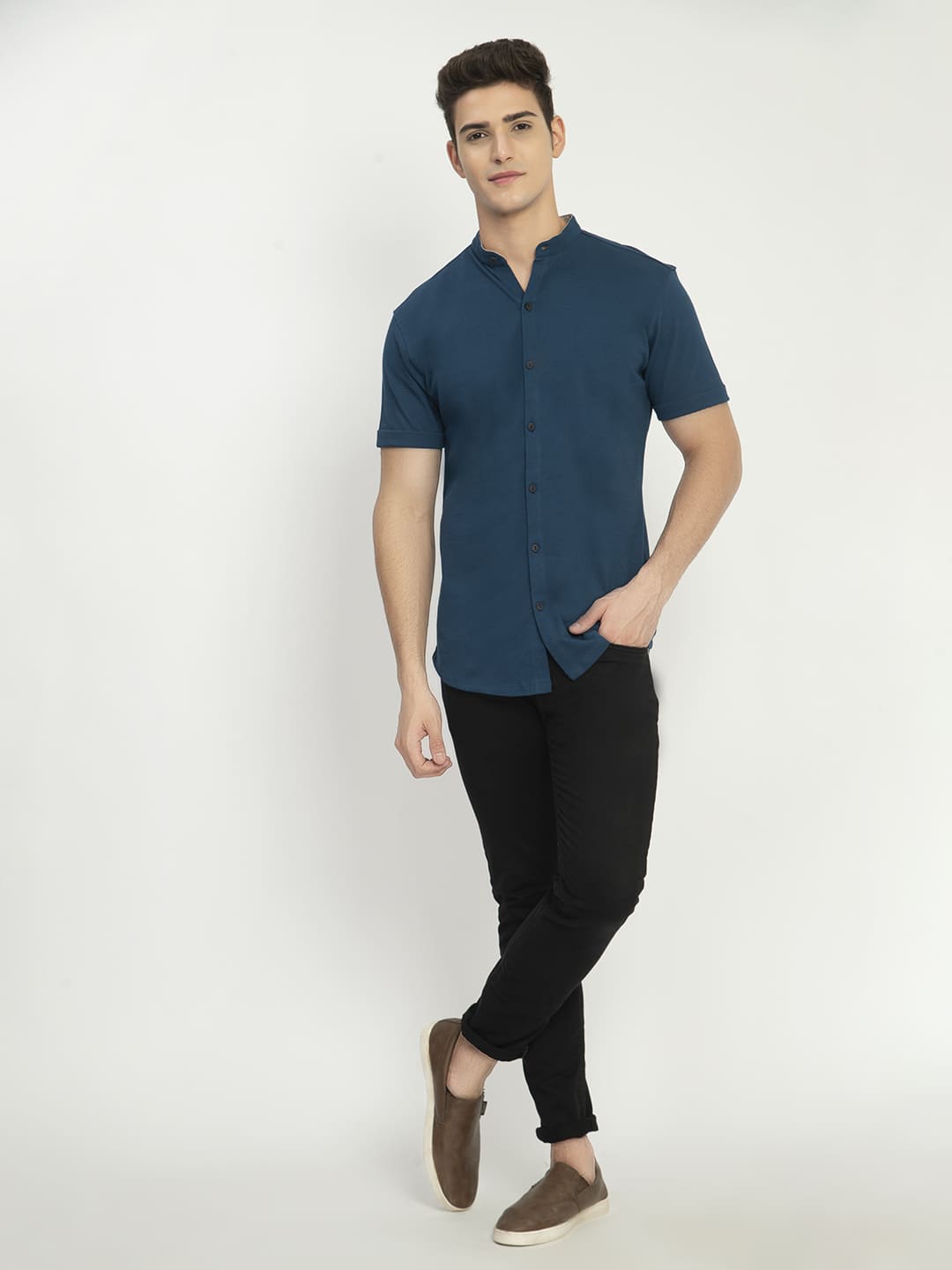 

SQUIREHOOD Smart Tailored Fit Mandarin Collar Cotton Casual Shirt, Na