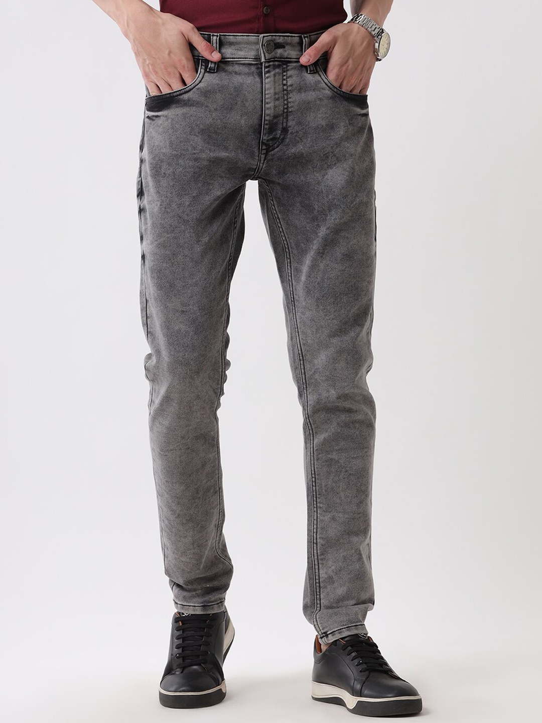 

WROGN Men Slim Fit Heavy Fade Jeans, Grey