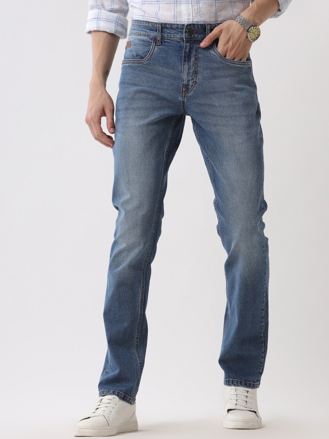 

WROGN Men Straight Fit Heavy Fade Jeans, Blue