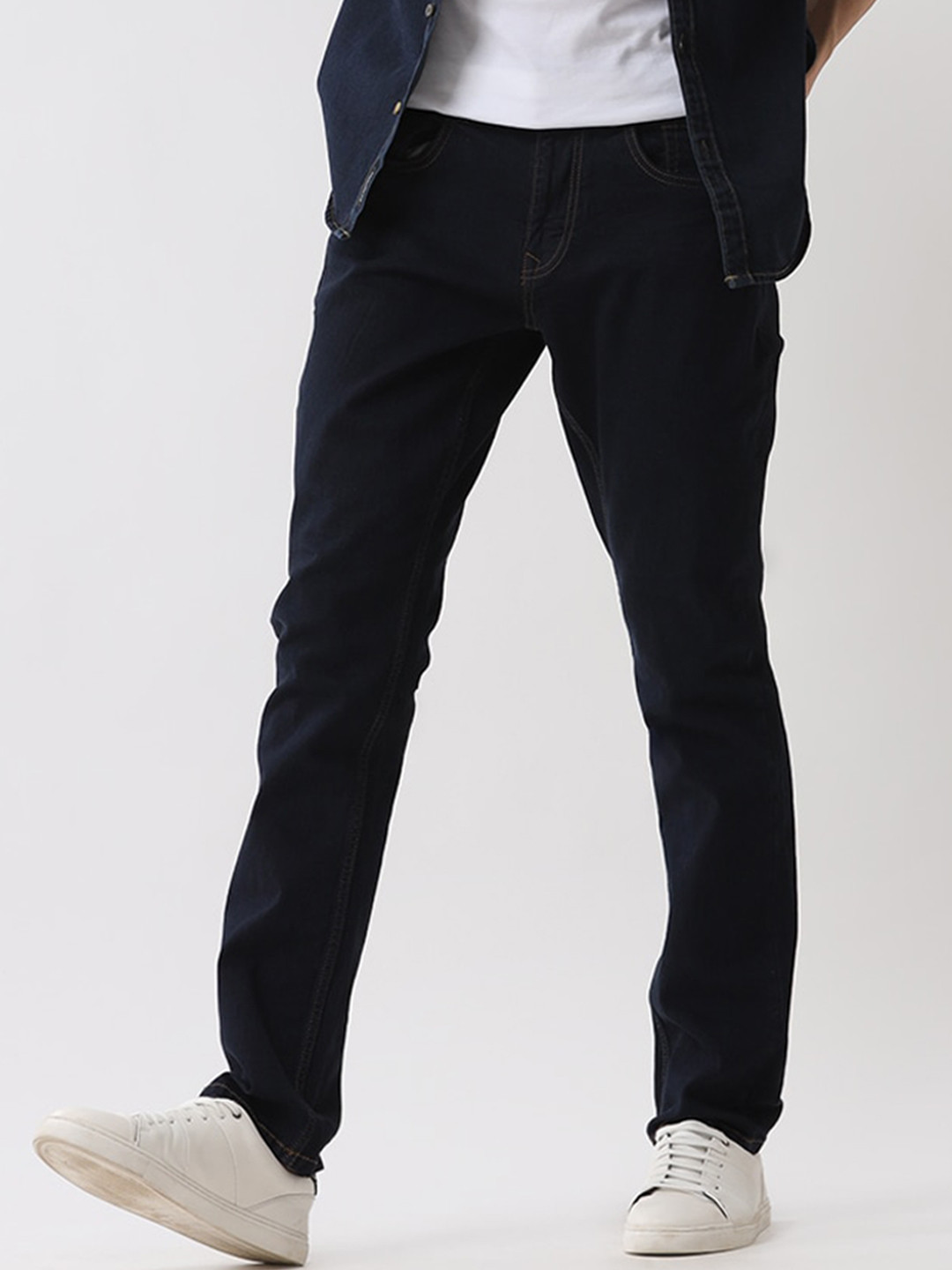 

WROGN Men Straight Fit Cotton Jeans, Blue