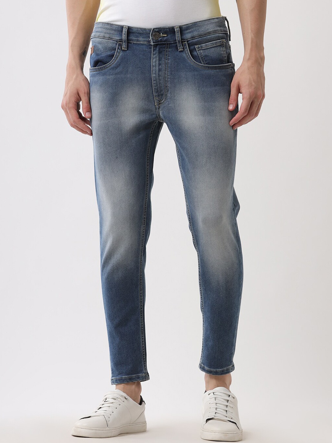 

WROGN Men Skinny Fit Clean Look Heavy Fade Jeans, Blue