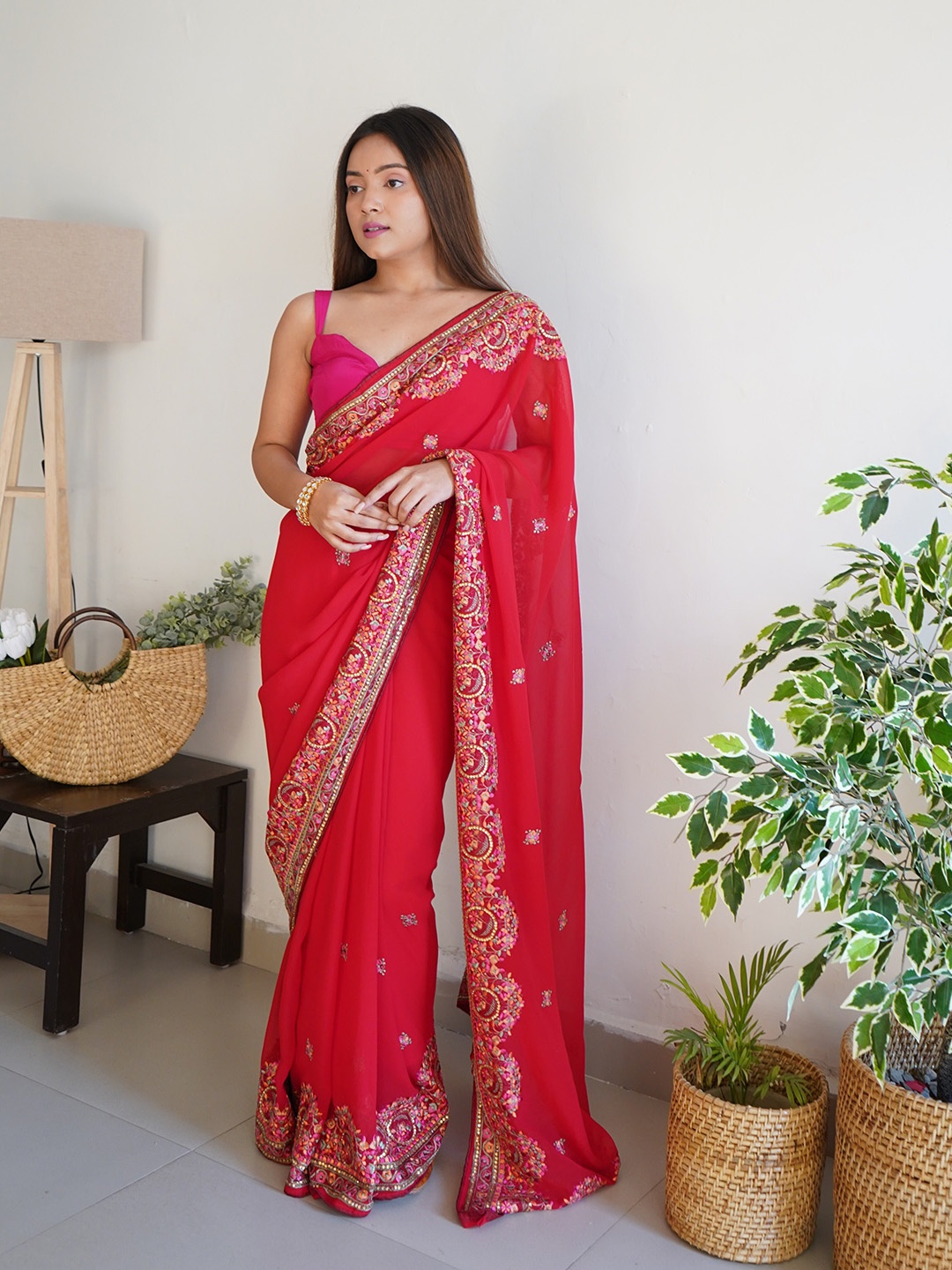 

SAREESBYCHIRAG Ethnic Motifs Beads and Stones Pure Georgette Saree, Red