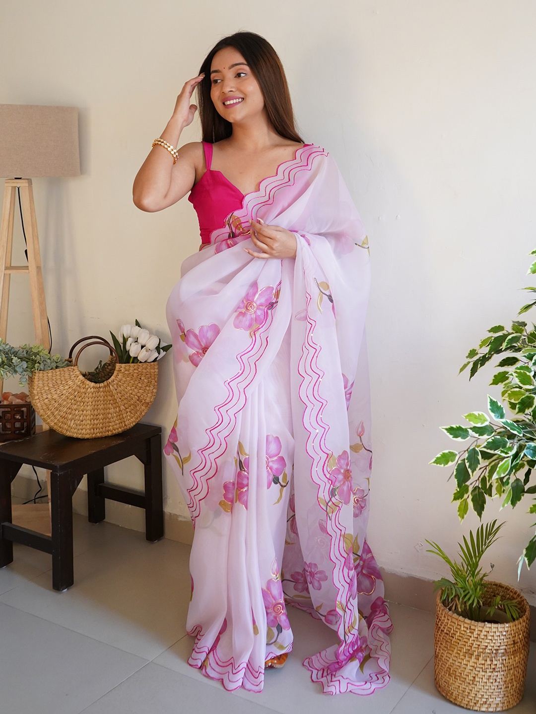 

SAREESBYCHIRAG Floral Printed Sequinned Organza Saree, Pink