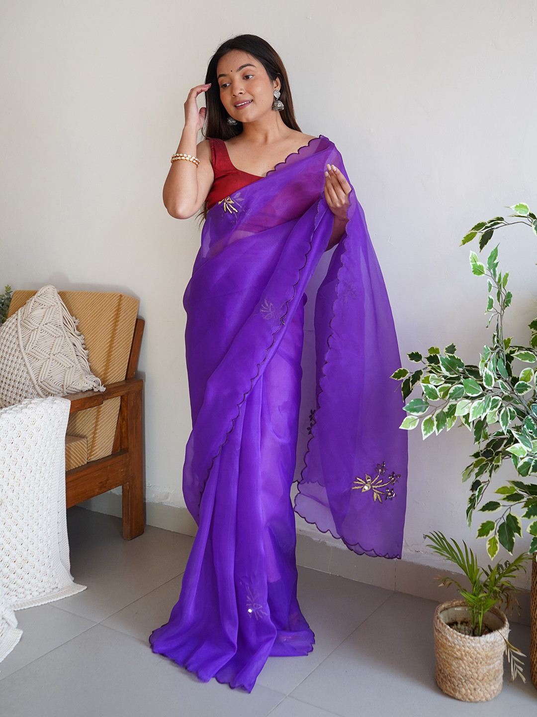 

SAREESBYCHIRAG Floral Mirror Work Organza Saree, Purple