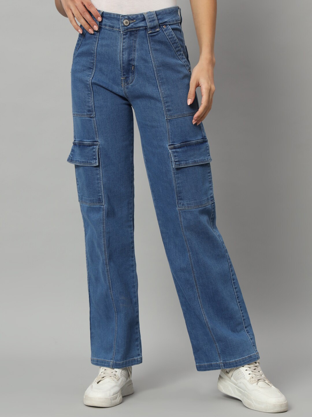 

BROOWL Women Straight Fit High-Rise Clean Look Cargo Jeans, Blue