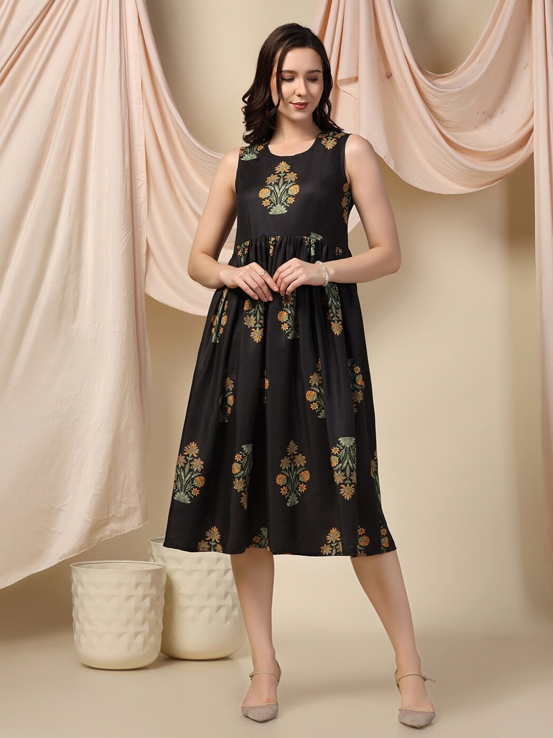 

FASHION DREAM Floral Print Fit & Flare Midi Dress, Black