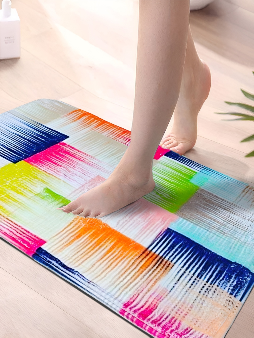 

Yellow Weaves White & Green Self-designed Non-Slip Bath Rug