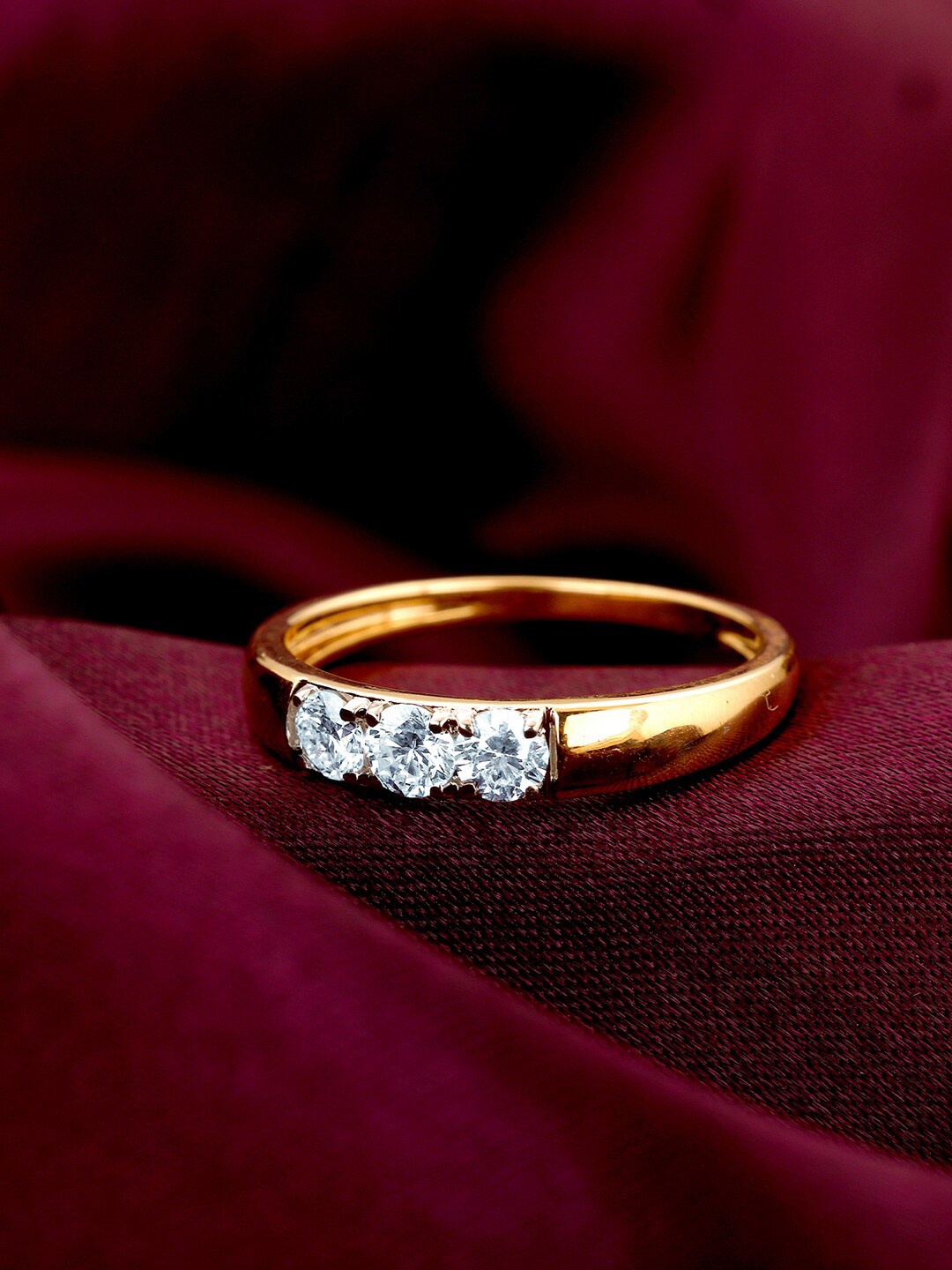 

GIVA Celestial Radiance 14KT Gold Diamond Studded Finger Ring-1.68 gm