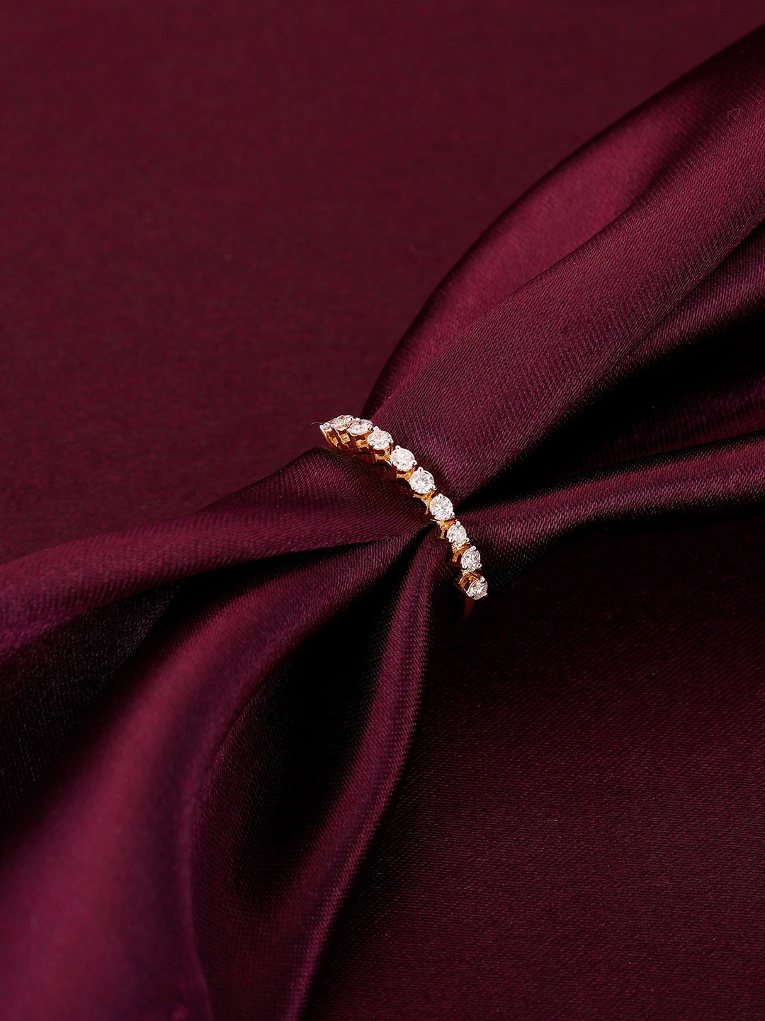 

GIVA Glorious Glow 18KT Gold Diamond Studded Finger Ring-gm