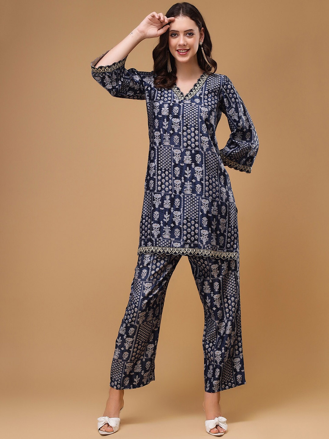 

Bani Women Ethnic Motifs Printed Lace Top & Trouser, Blue