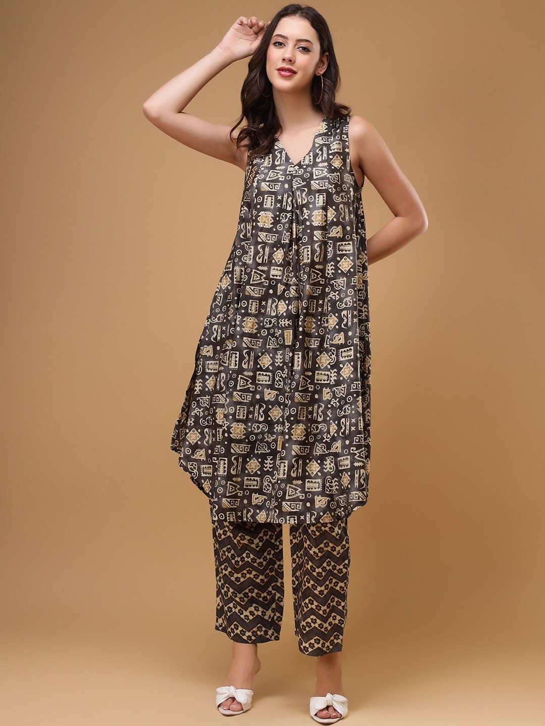 

Bani Women Geometric Printed V-Neck Sleeveless Tunic Shirt With Flared Palazzo, Brown