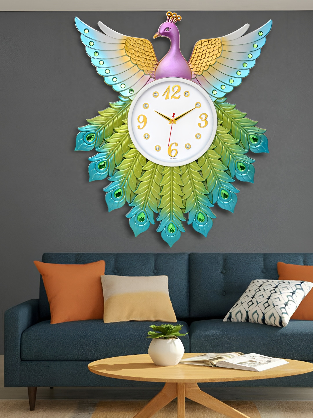 

Attractionz Green & White Textured Round Shaped Traditional Wall Clock