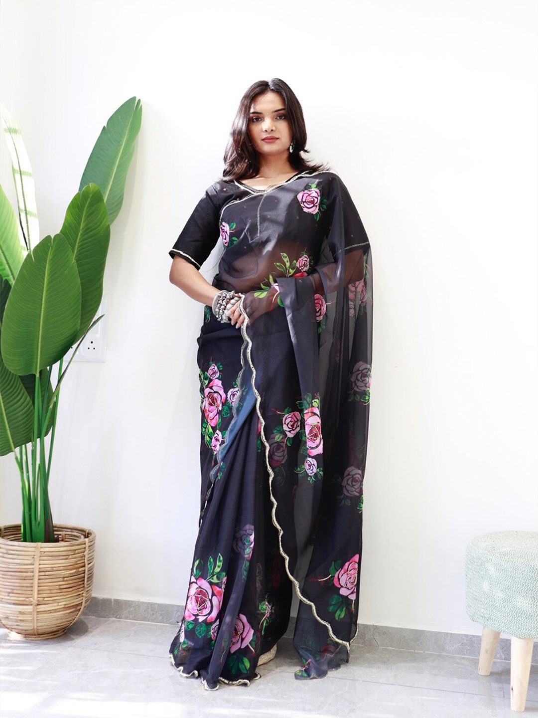 

Anouk Floral Embellished Organza Saree, Black