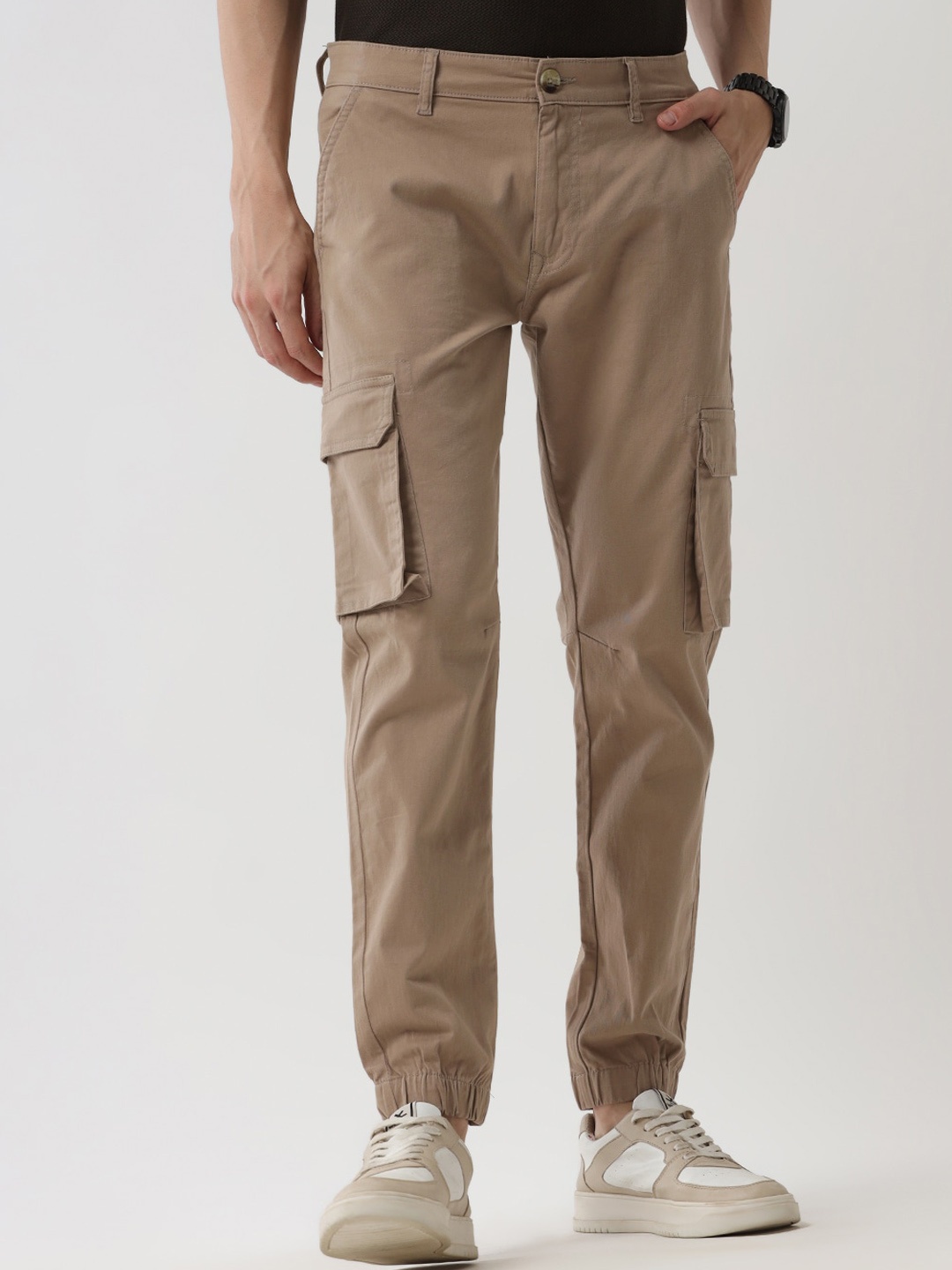 

WROGN Men Cotton Cargo Style Joggers, Khaki