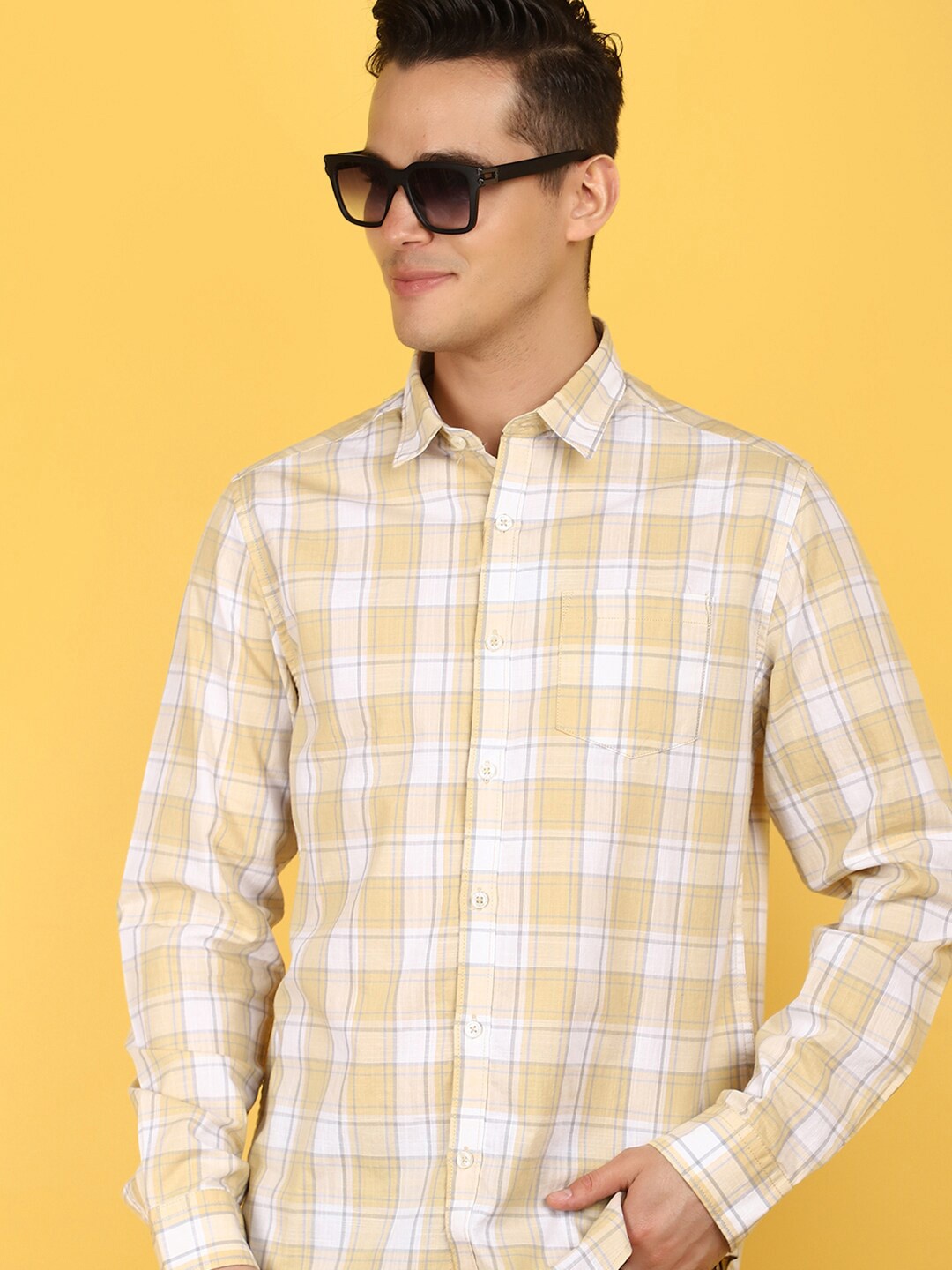 

V-Mart Checked Spread Collar Casual Shirt, Beige