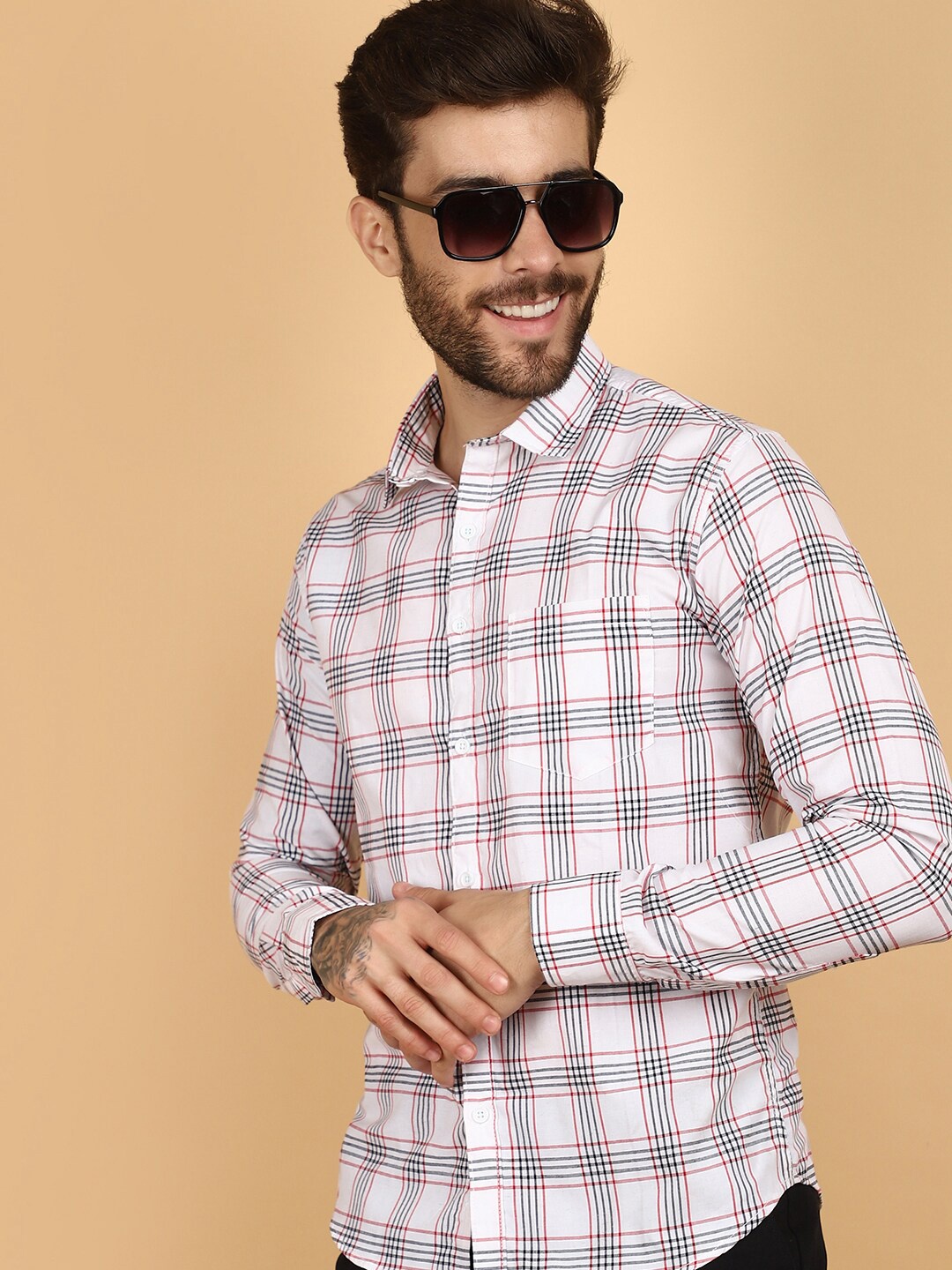 

V-Mart Men Slim Fit Opaque Checked Casual Shirt, White