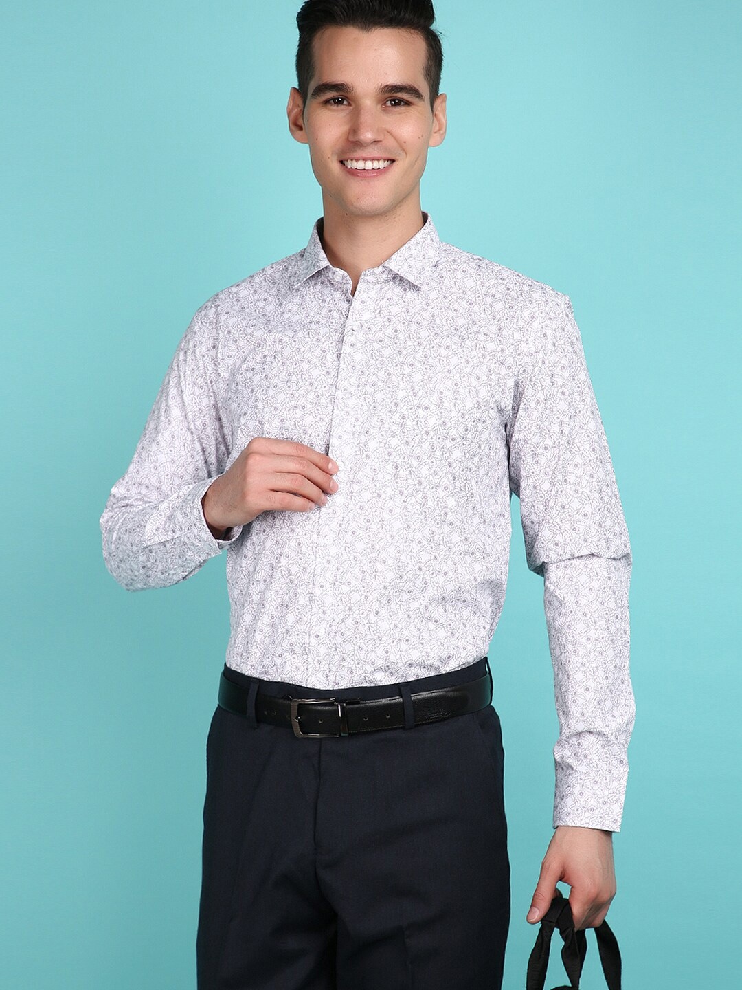 

V-Mart Floral Long Sleeves Spread Collar Opaque Printed Formal Shirt, Purple
