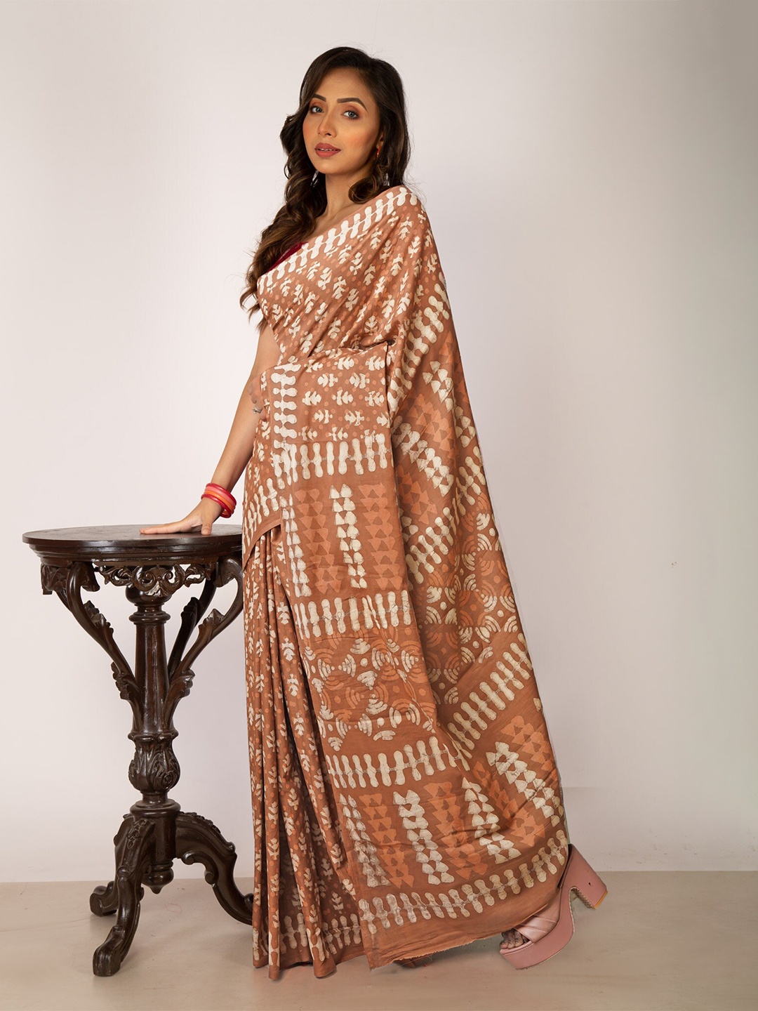 

Unnati Silks Dabu Printed Pure Cotton Handloom Chanderi Saree, Brown