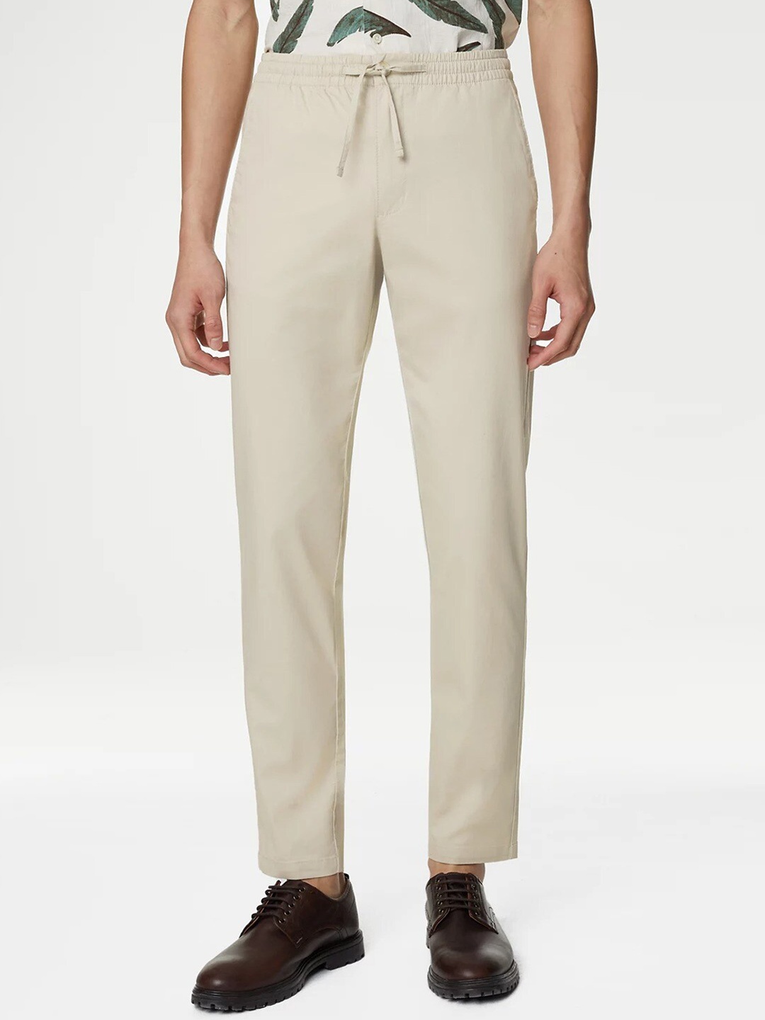 

Marks & Spencer Men Tapered Fit Mid Rise Trousers, Beige