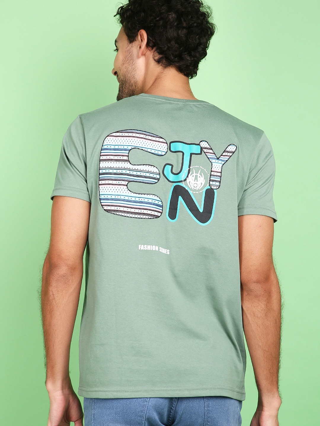 

V-Mart Typography Printed Cotton T-shirt, Green