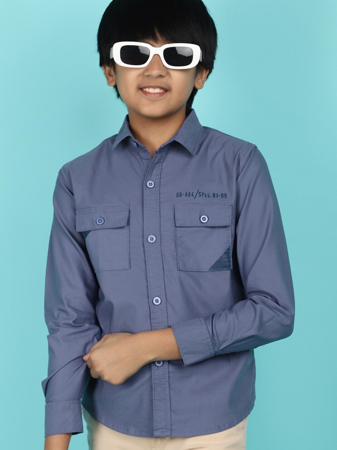 

V-Mart Boys Spread Collar Casual Shirt, Blue
