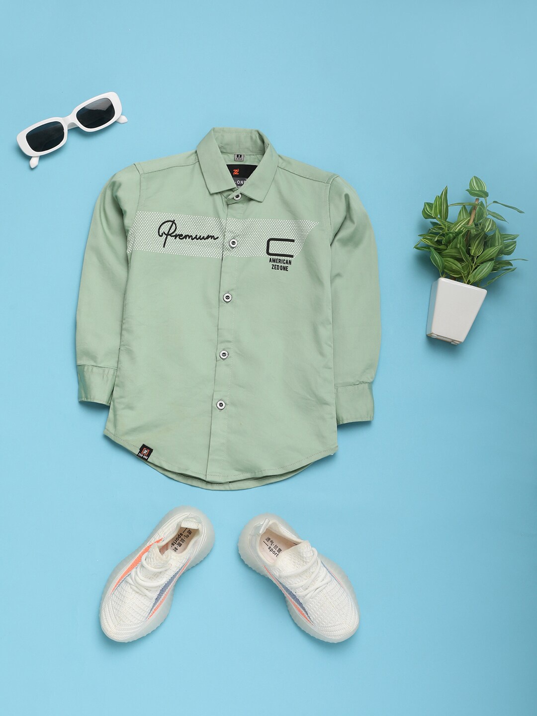 

V-Mart Boys Spread Collar Casual Shirt, Green