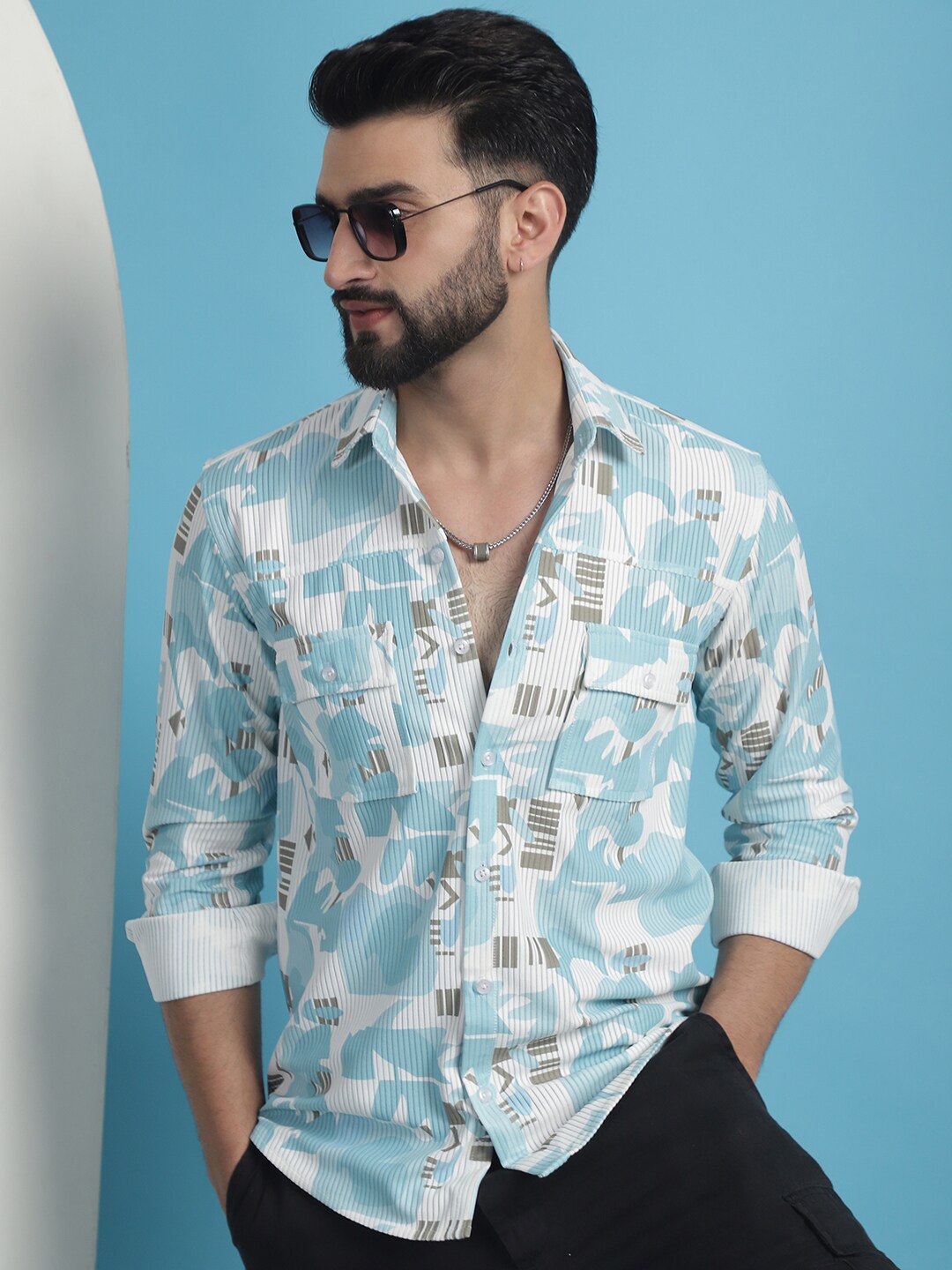 

Indian Needle Classic Printed Cotton Casual Shirt, Turquoise blue
