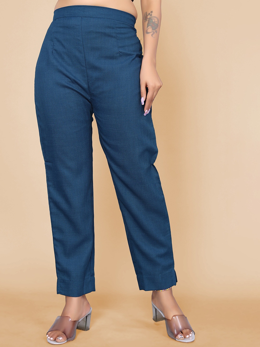 

Sangria Women Straight Fit Cotton Trousers, Teal