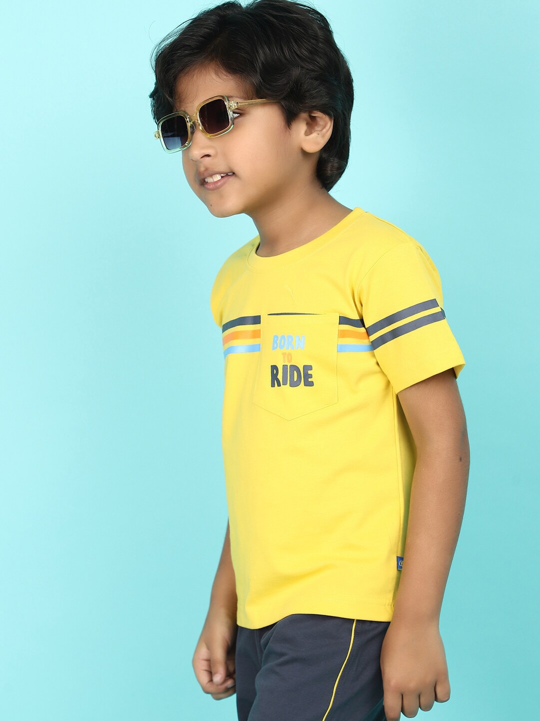 

V-Mart Boys Printed Short Sleeves Round Neck Pure Cotton T-shirt with Shorts, Gold