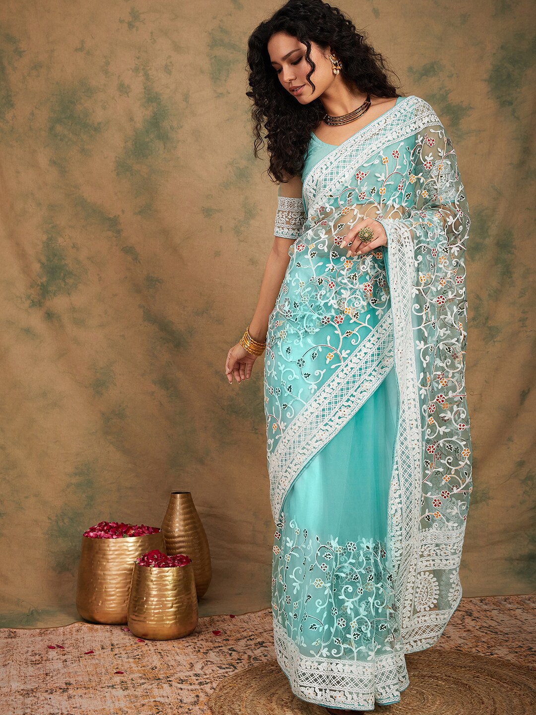 

Ishin Floral Embroidered Net Saree, Turquoise blue