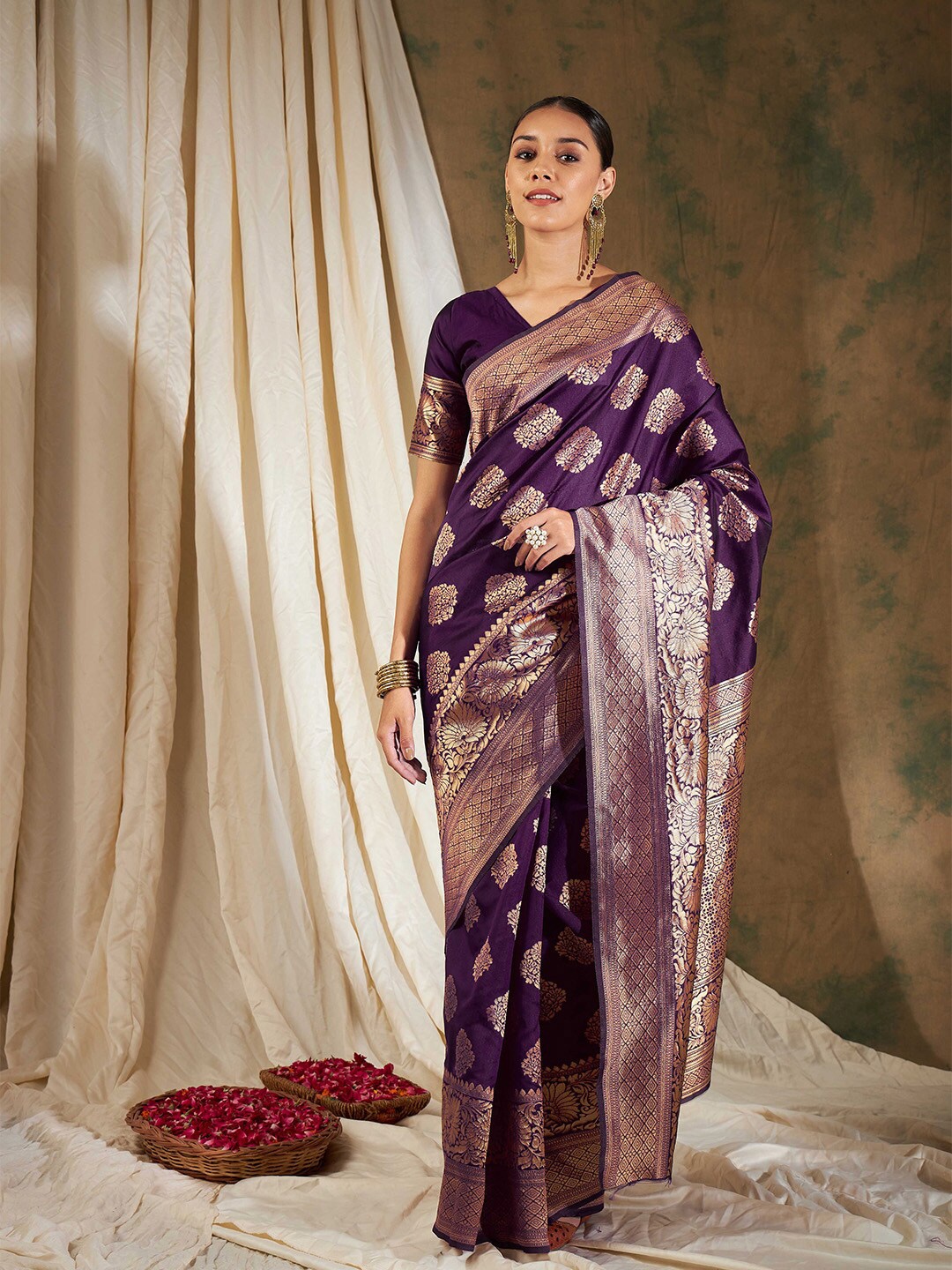 

Ishin Ethnic Motifs Woven Design Zari Banarasi Saree, Purple