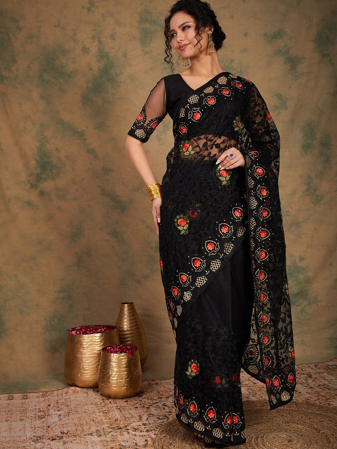 

Ishin Floral Embroidered Net Saree, Black