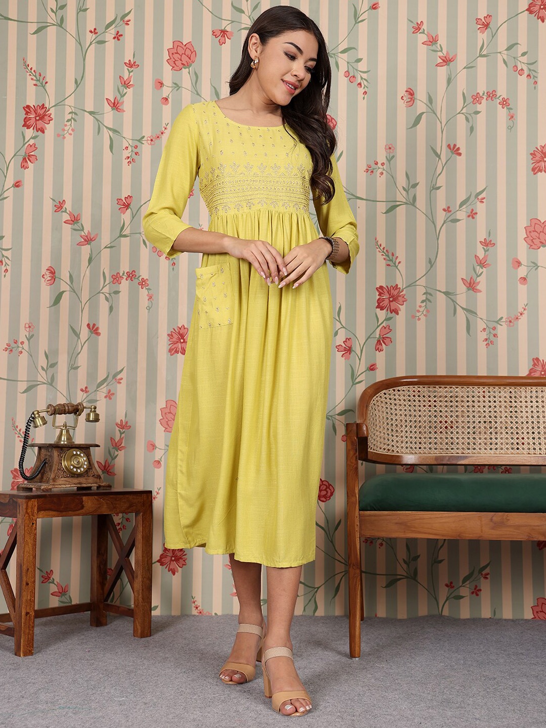 

Ode by House of Pataudi Ethnic Motifs Embroidered Fit and Flare Midi Ethnic Dresses, Lime green