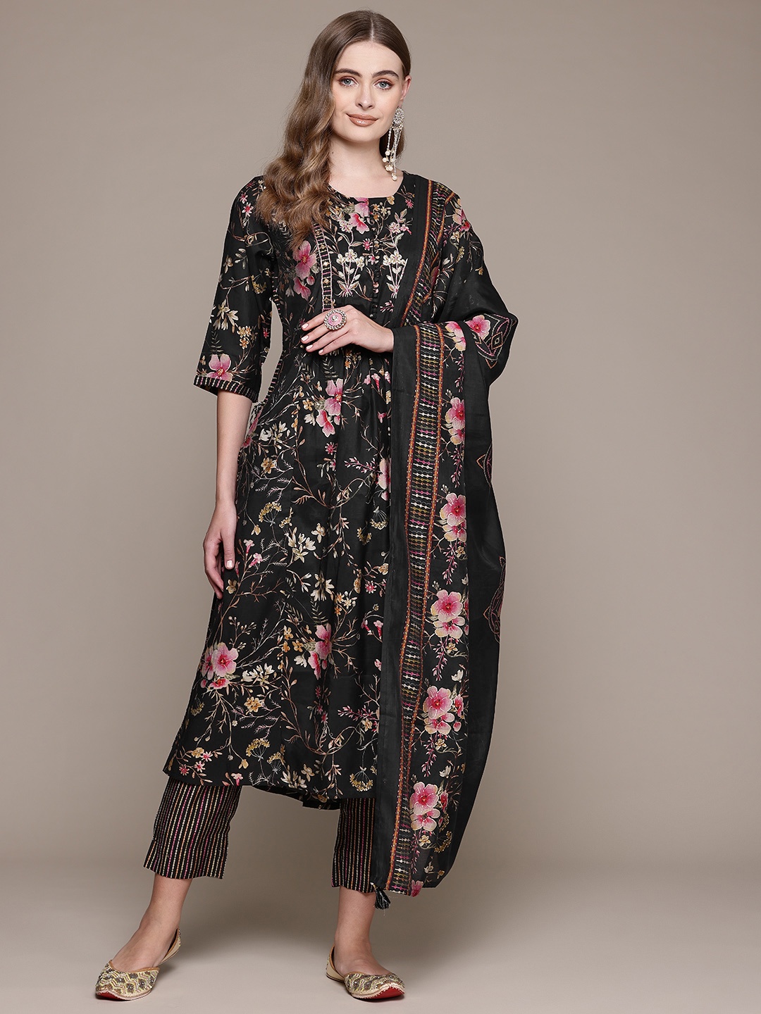 

Readiprint Women Floral Printed Pleated Gotta Patti Pure Silk Kurta with Trousers & With Dupatta, Black