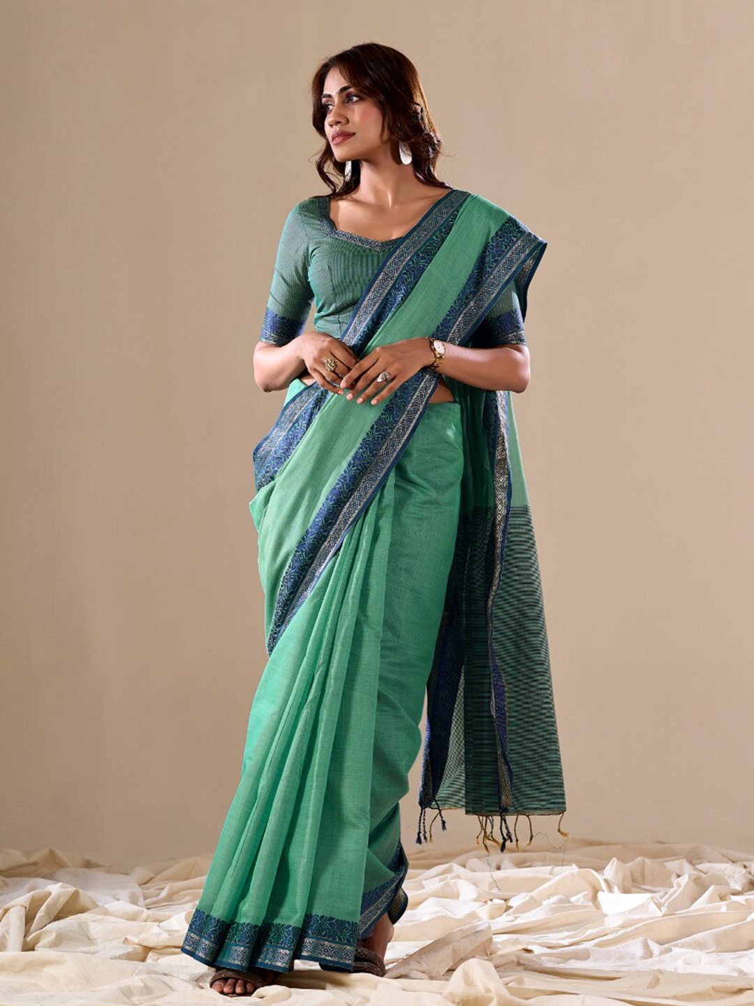 

NK Textiles Woven Design Saree, Green