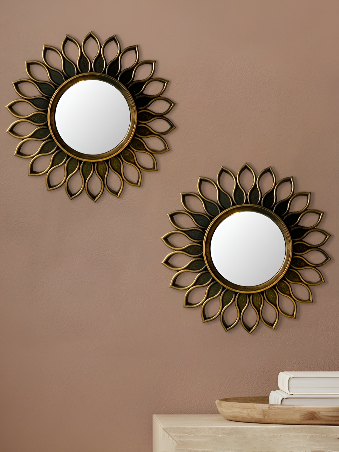 

Art Street White & Beige 2 Pieces Patterned Sunflower Shaped Wall Mirrors