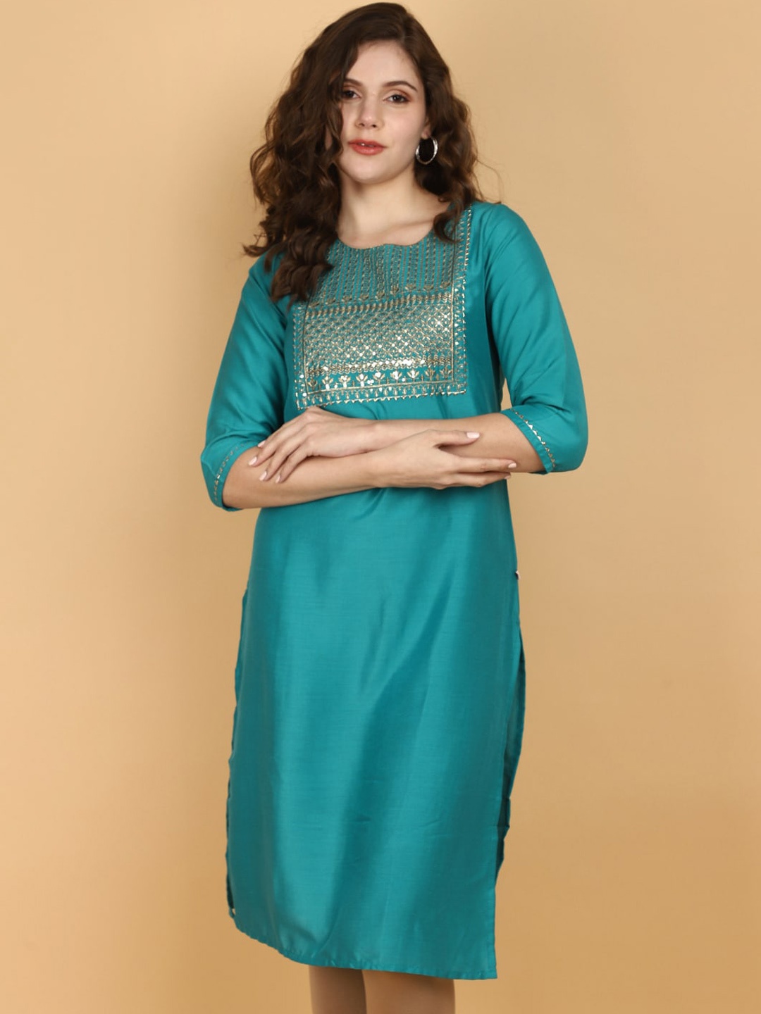 

V-Mart Ethnic Motifs Yoke Design Flared Sleeves Thread Work Cotton Straight Kurta, Green