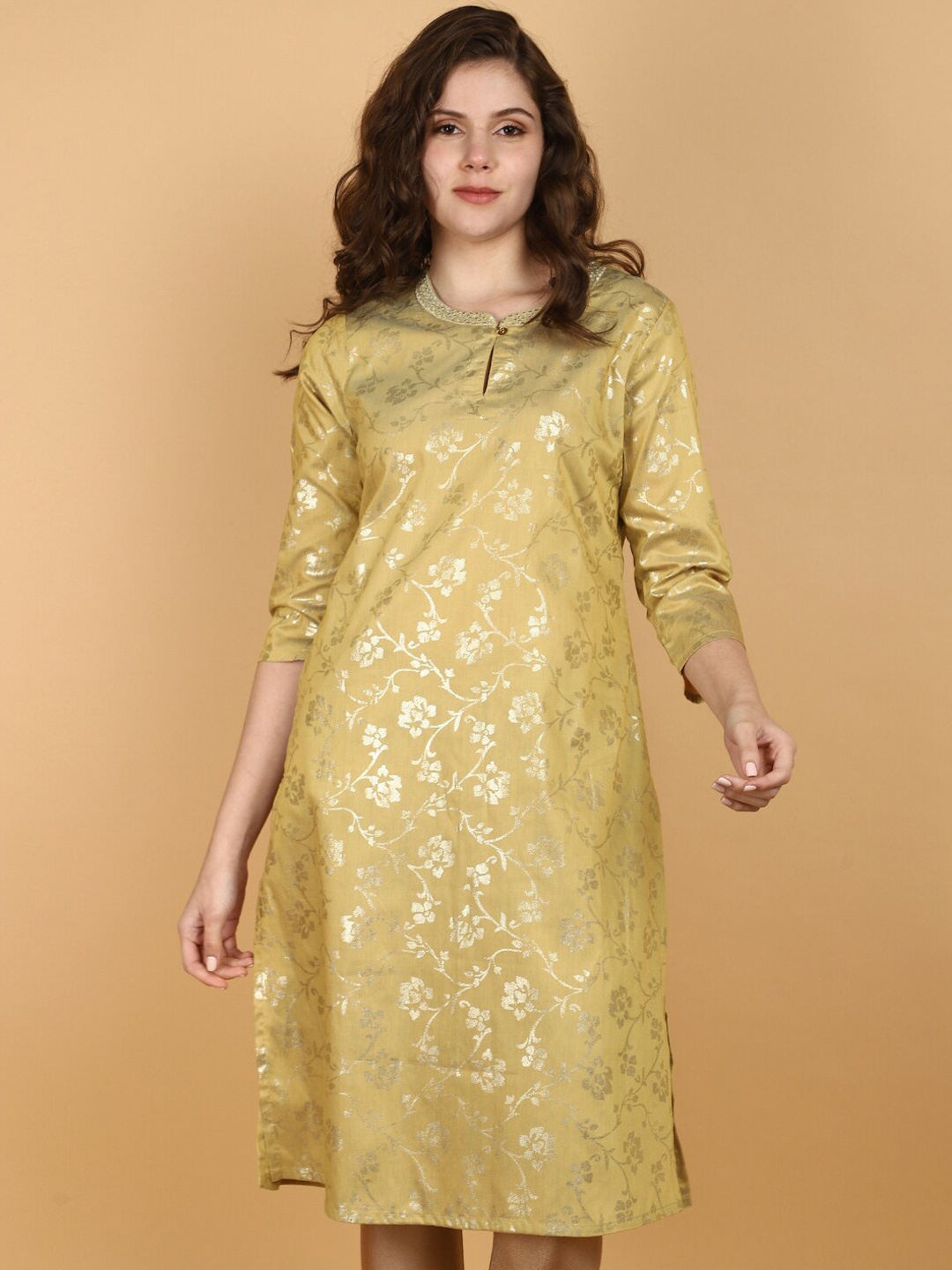 

V-Mart Round Neck Floral Printed Cotton Kurta, Gold