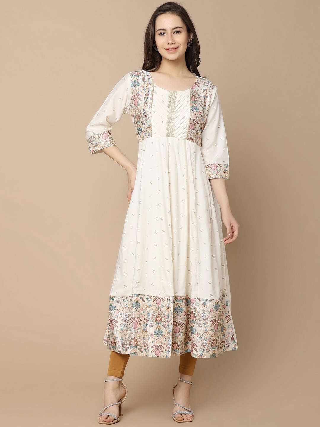 

V-Mart Floral Printed Thread Work Cotton Anarkali Kurta, White