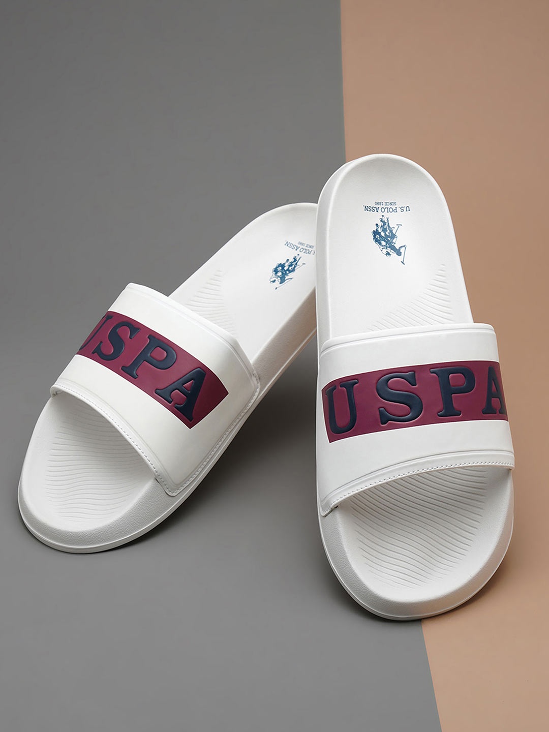 

U.S. Polo Assn. Men Printed Sliders, White