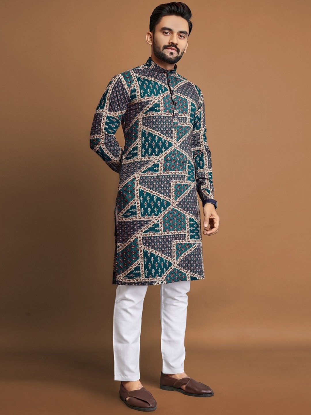 

BAESD Geometric Printed Band Collar Straight Kurta, Teal