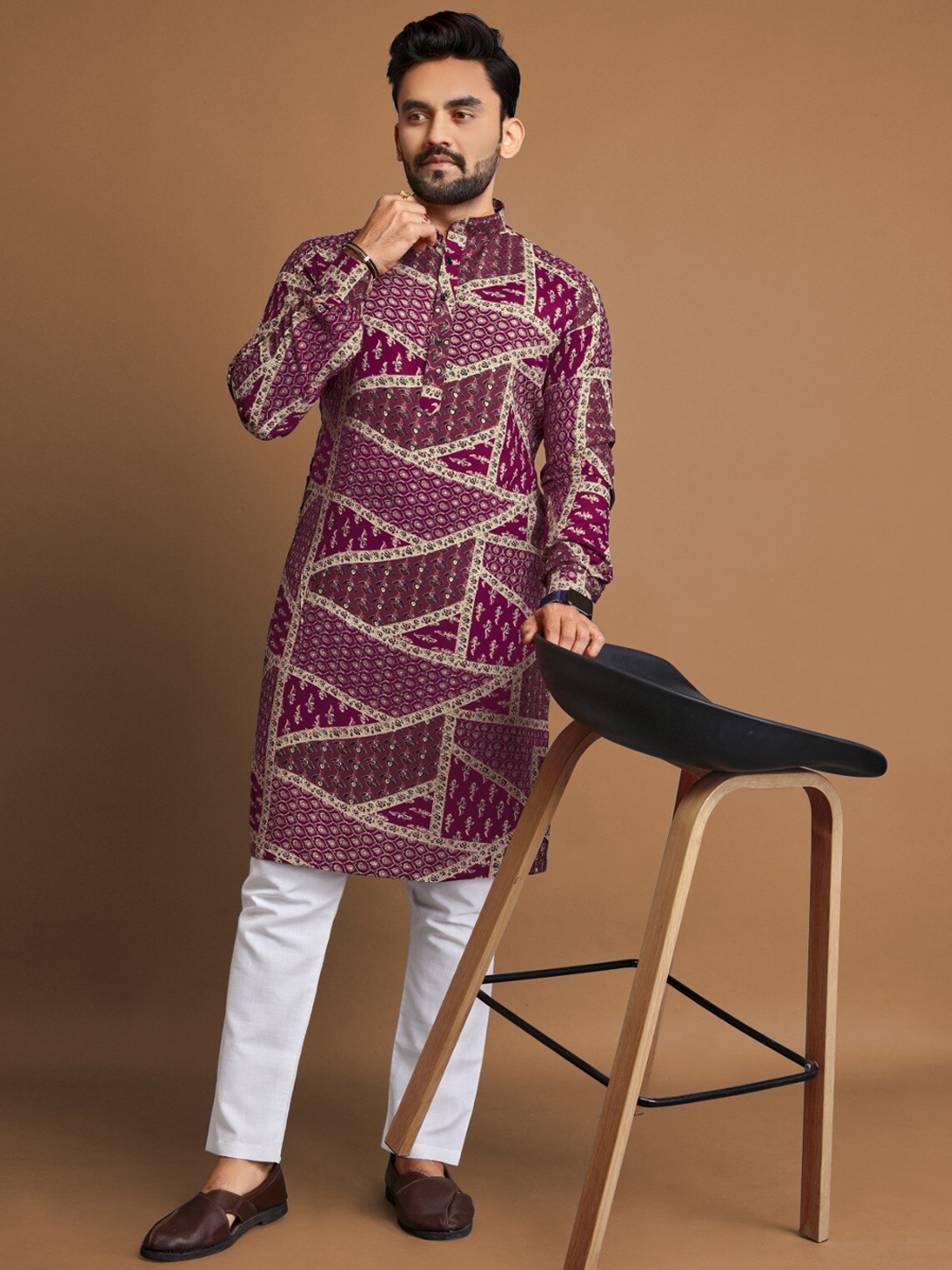 

BAESD Ethnic Motifs Printed Band Collar Long Sleeves Straight Kurta, Purple