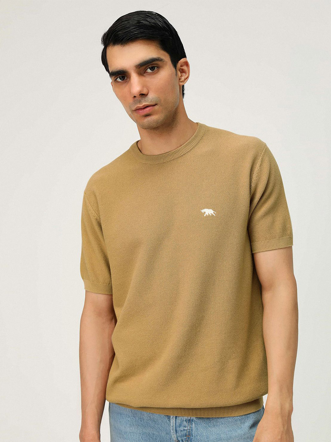

Andamen Round Neck Short Sleeves Cotton T-shirt, Brown