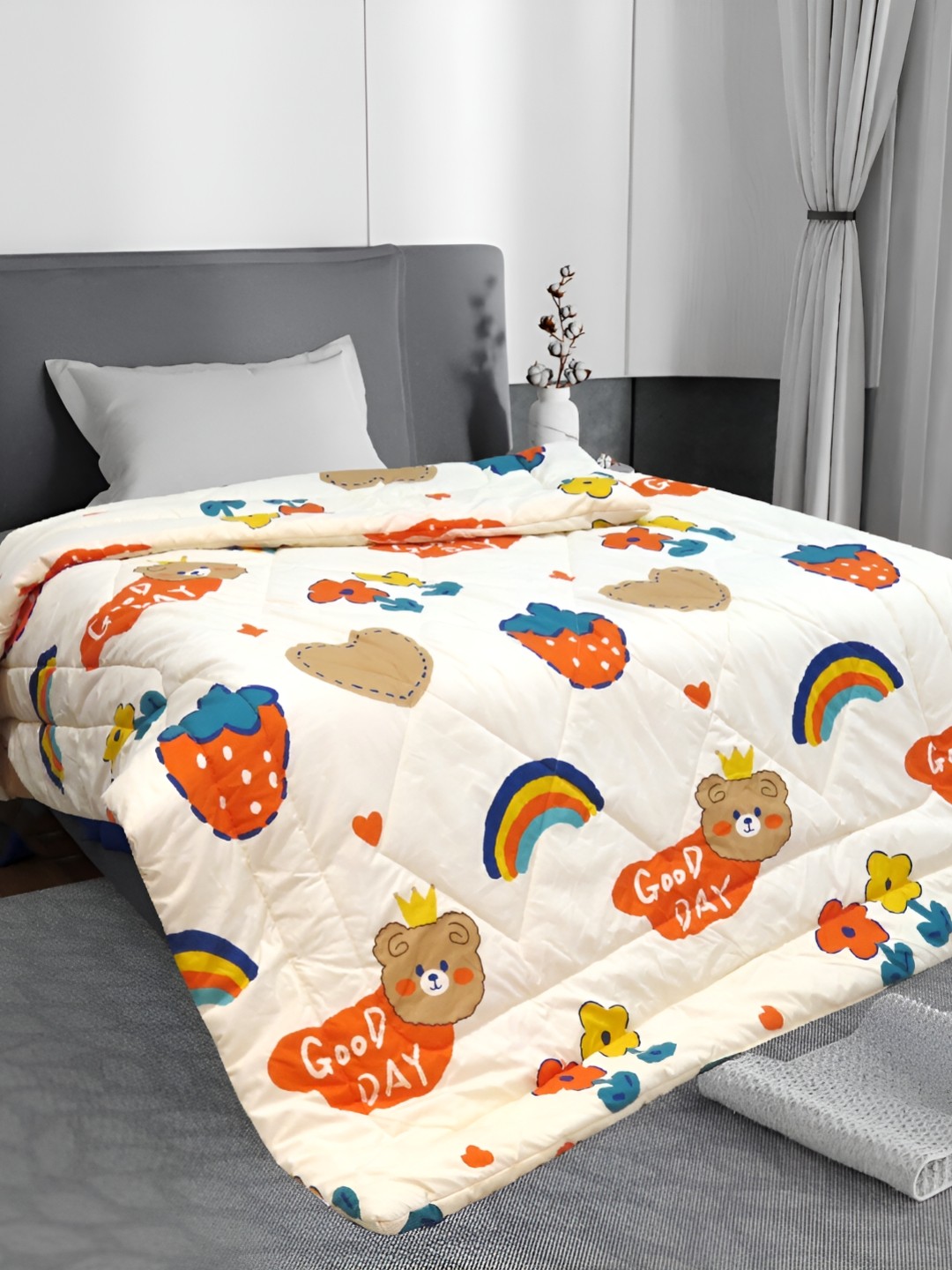 

Supreme Home Collective Orange & White AC Room 300 GSM Single Bed Comforter