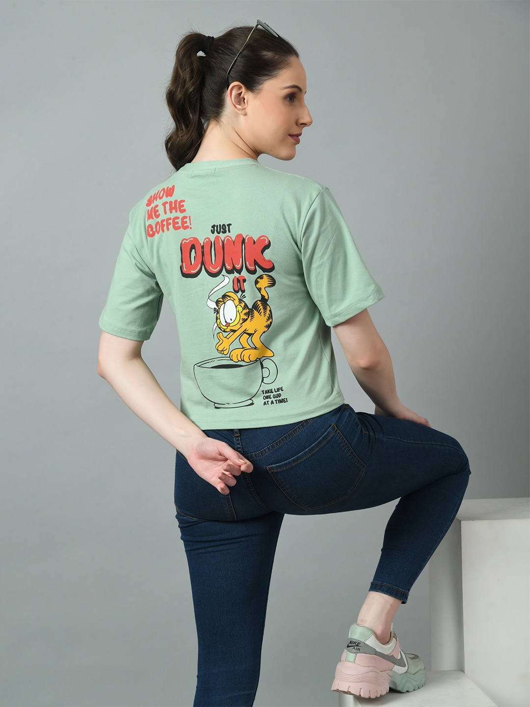 

Kook N Keech Green Garfield Printed Bio Finish Oversized Cotton T-shirt
