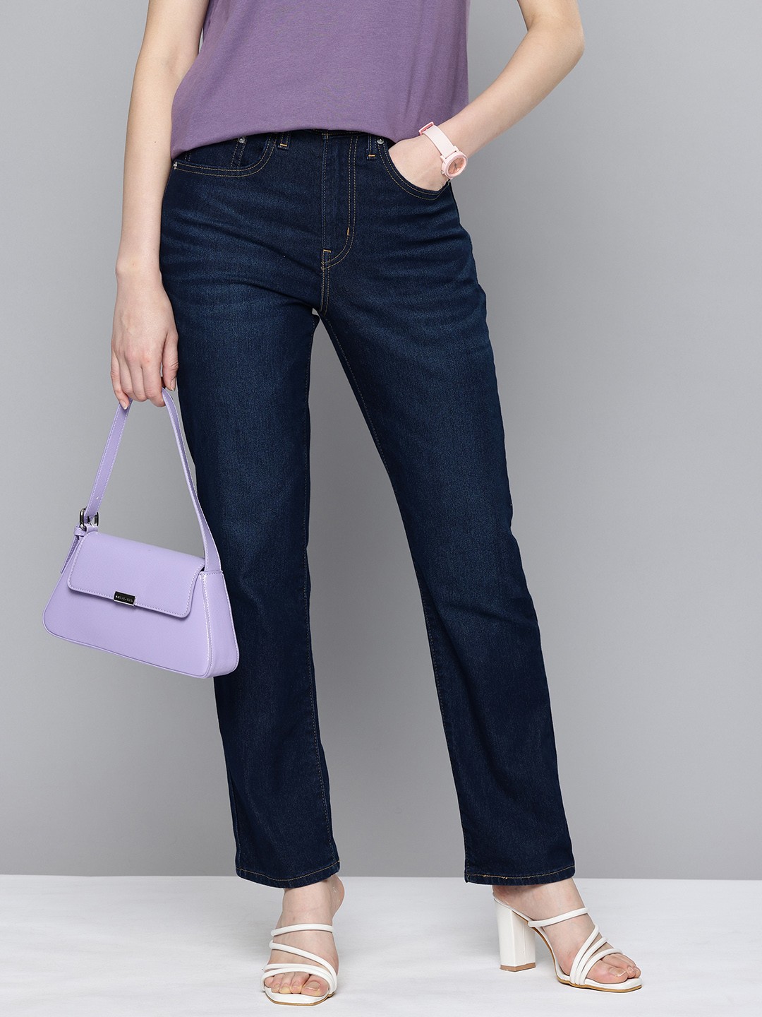 

Levis Women 724 Slim Straight Fit High-Rise Light Fade Stretchable Jeans, Blue