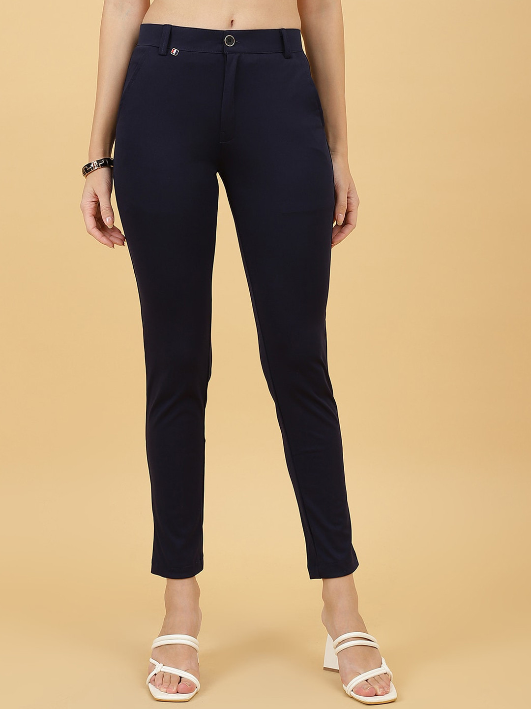 

Wool Trees Women Mid-Rise Cropped Trousers, Blue